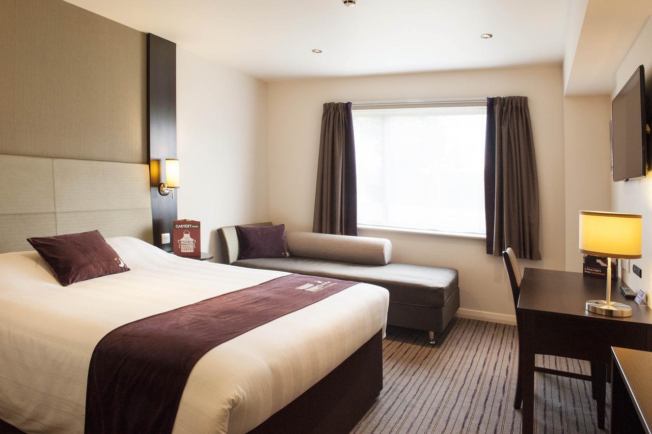 Premier Inn Glasgow Pacific Quay Room photo
