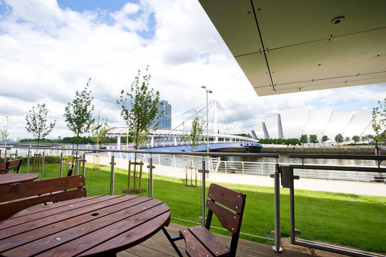 Premier Inn Glasgow Pacific Quay Exterior photo